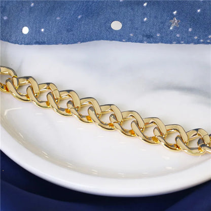 New Deisgn Bracelet For Men Copper Shine Zircon Cuban Chain Bangle FashionTrendsetter Hiphop Rock Women's Creative Bracelet Gift